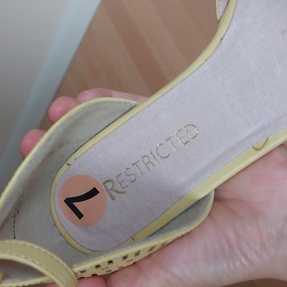 Yellow Open Toe Flats Sandals - Picture 12 of 16